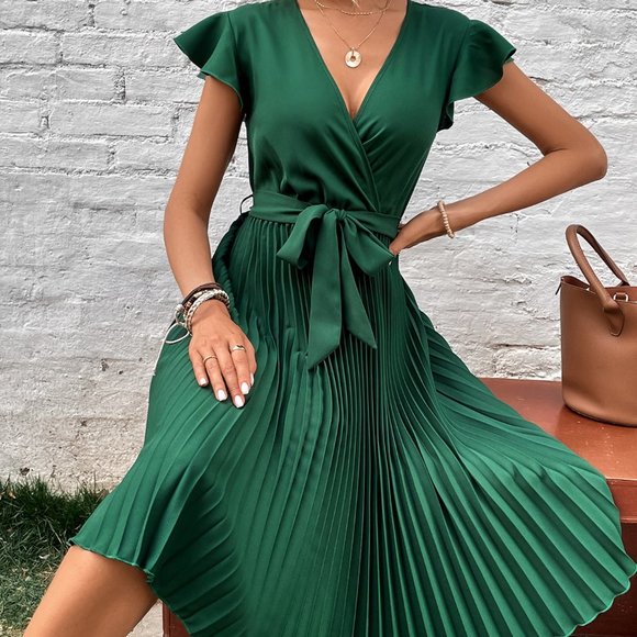 Dark Green Boho Womens Butterfly Sleeve Pleated Hem Dress - Picture 2 of 5